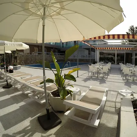 Hotel Complejo Rosales 2*