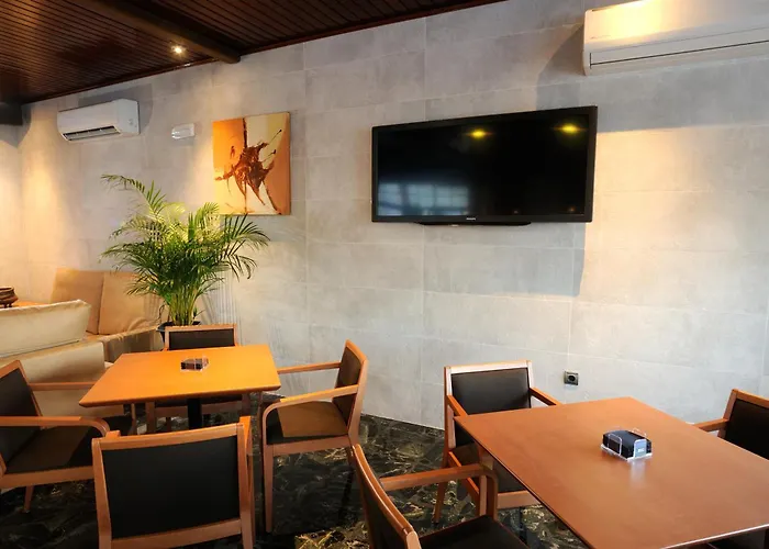 Complejo Rosales Szálloda 2*