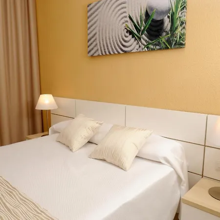 Hotel Complejo Rosales 2*