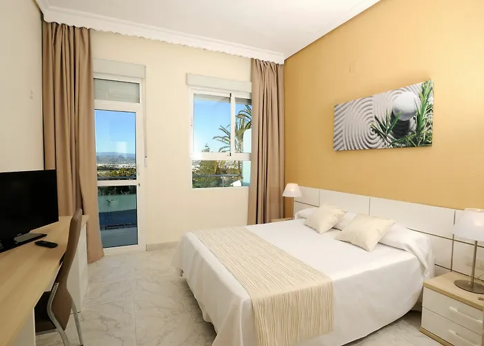 Hotel Complejo Rosales