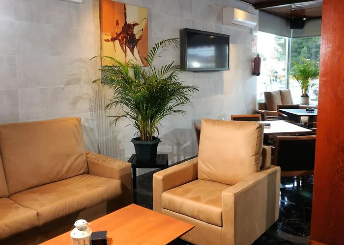 Hotel Complejo Rosales 2*