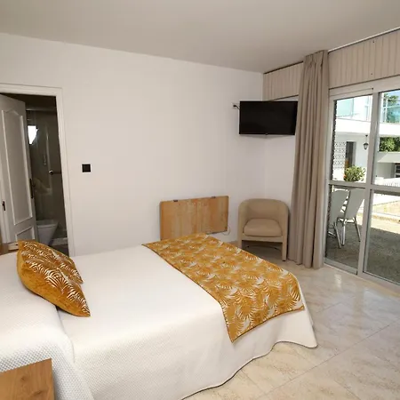 Otel Complejo Rosales 2*