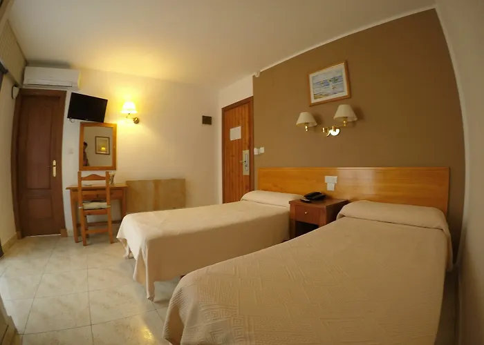 Otel Complejo Rosales 2*