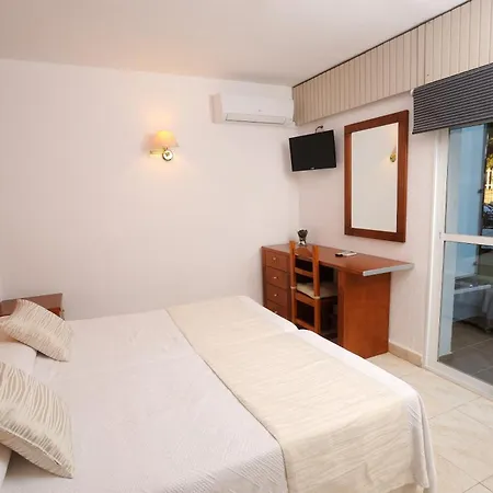 Hotel Complejo Rosales