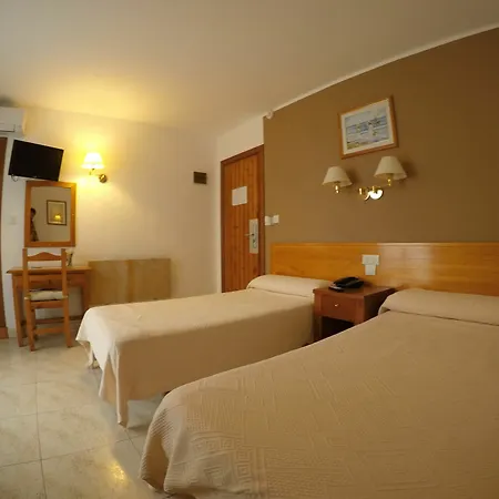 Hotel Complejo Rosales 2*