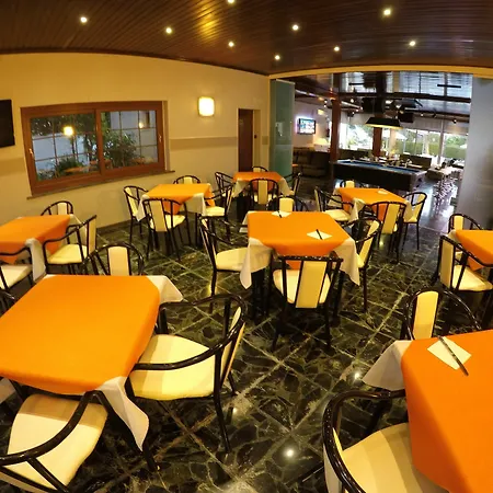 Hotel Complejo Rosales